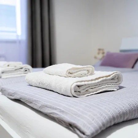 New! Romantic Apartment! In Centre! Florence! شقة